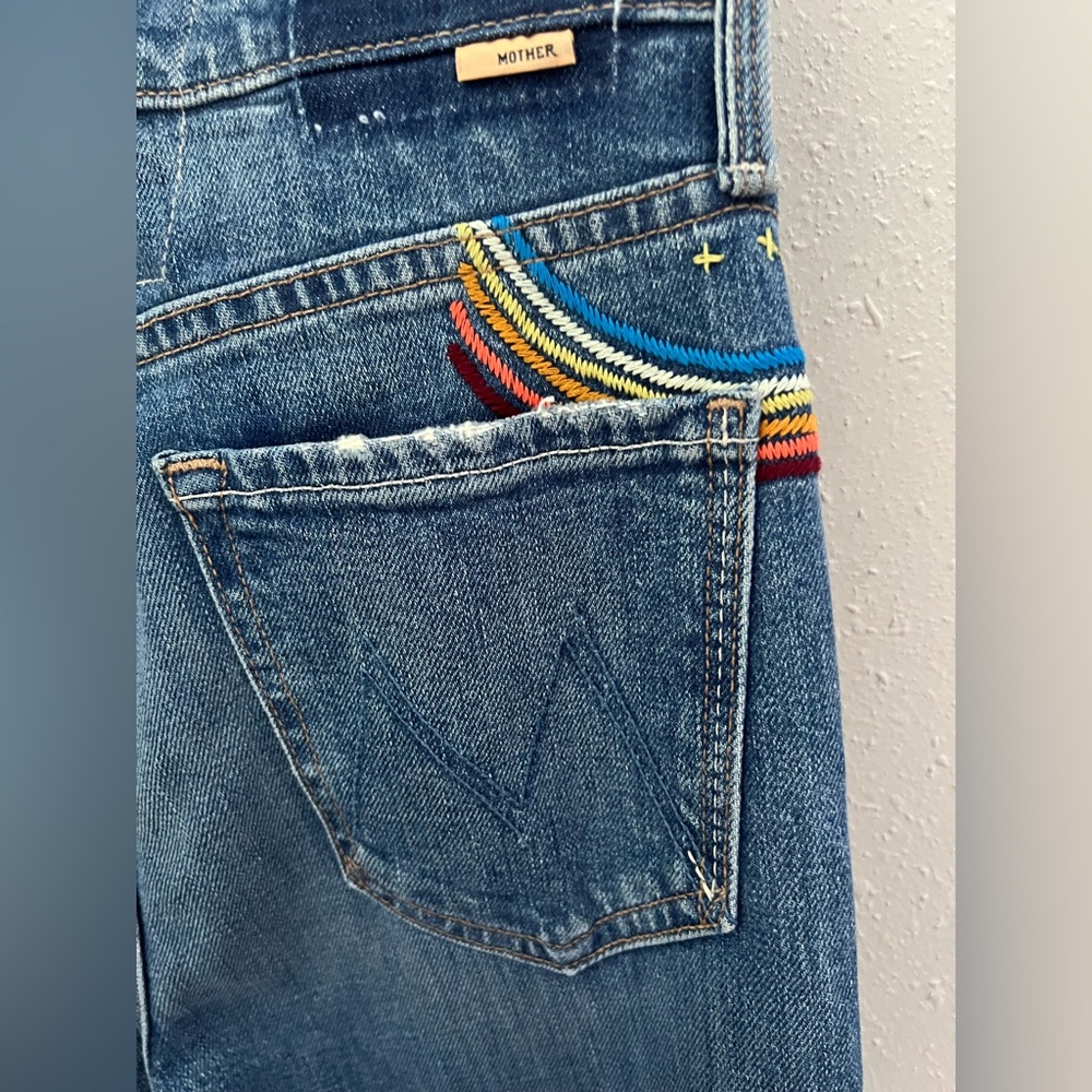 Mother The Rambler Sneak Embroidered Jeans in Running With Scissors Size 24 New - Picture 15 of 15
